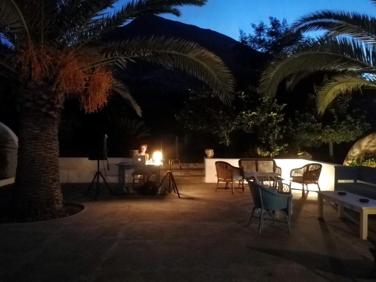 Casa Carlotta Bed & Breakfast Stromboli Dış mekan fotoğraf