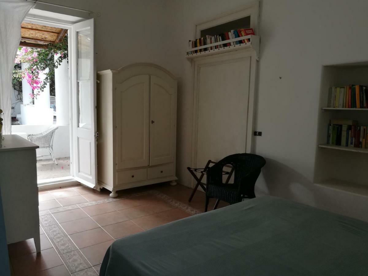 Casa Carlotta Bed & Breakfast Stromboli Dış mekan fotoğraf