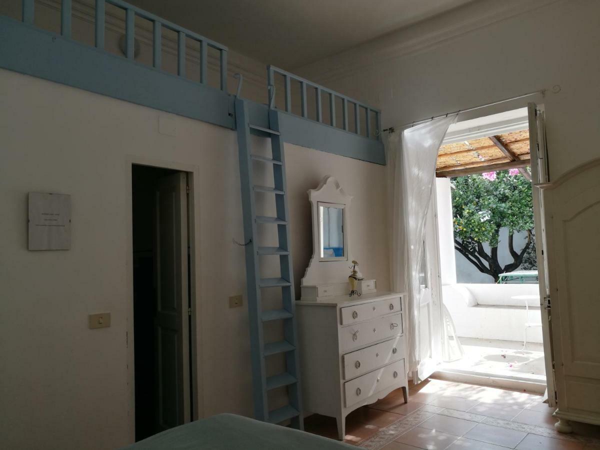 Casa Carlotta Bed & Breakfast Stromboli Dış mekan fotoğraf